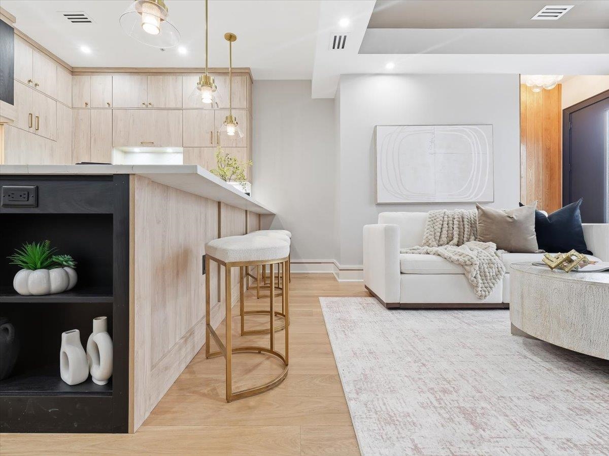 134 HANCOCK AVE Unit: 101