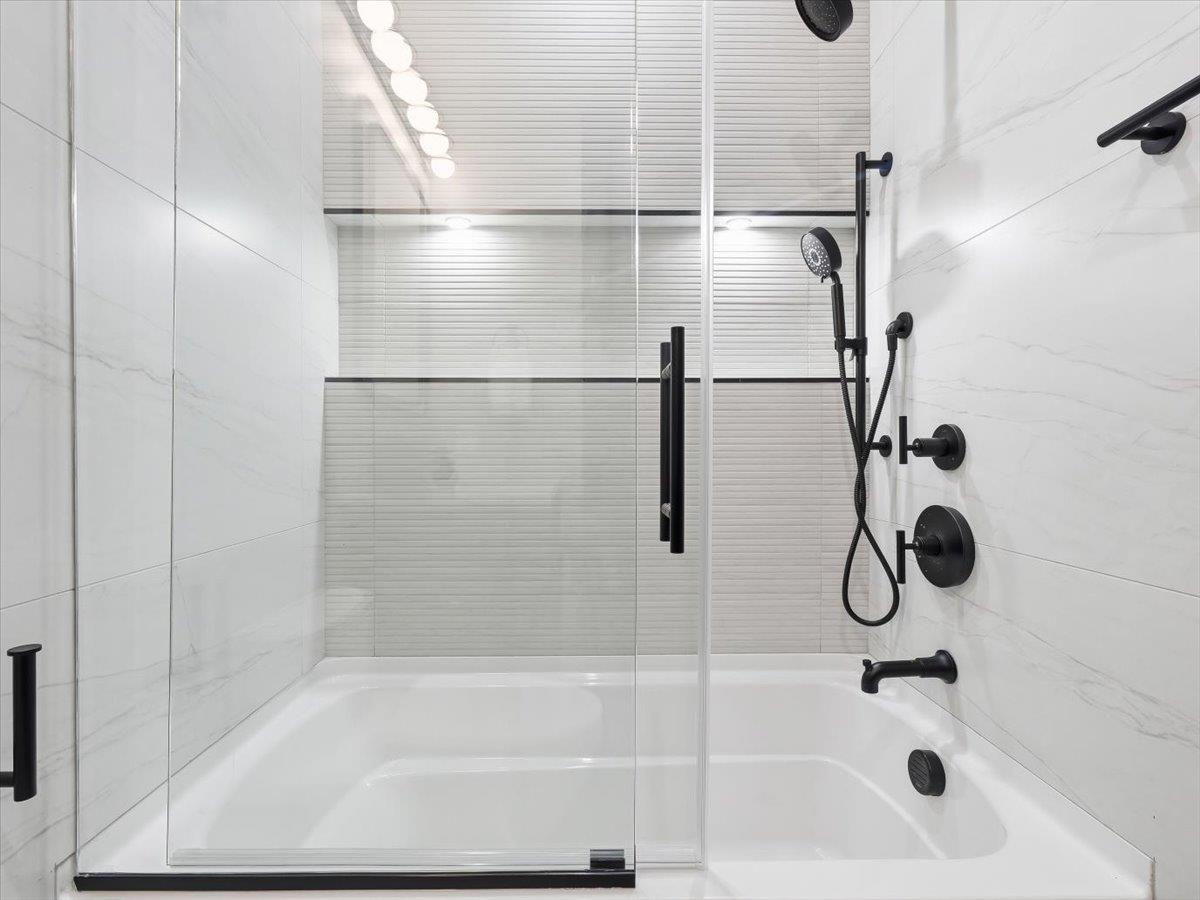 134 HANCOCK AVE Unit: 101