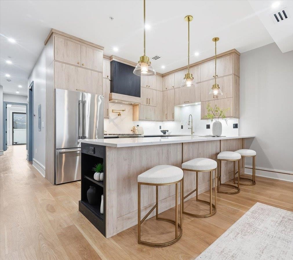 134 HANCOCK AVE Unit: 101