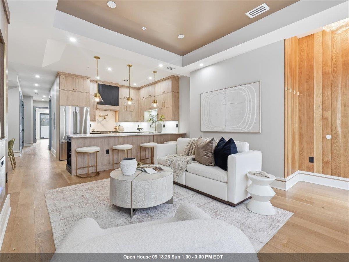 134 HANCOCK AVE Unit: 101
