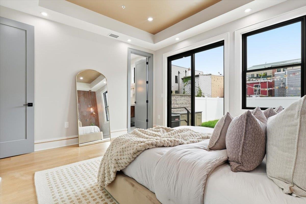 134 HANCOCK AVE Unit: 101