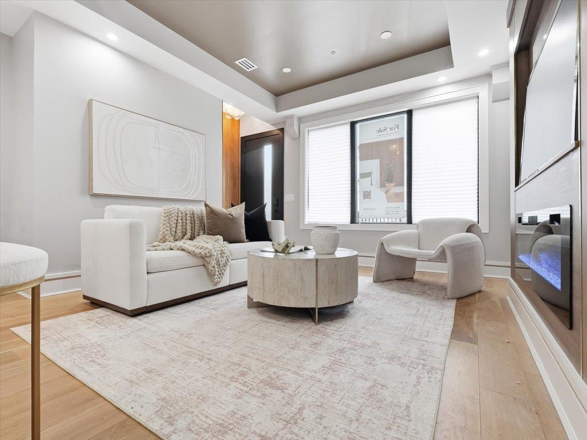 134 HANCOCK AVE Unit: 101