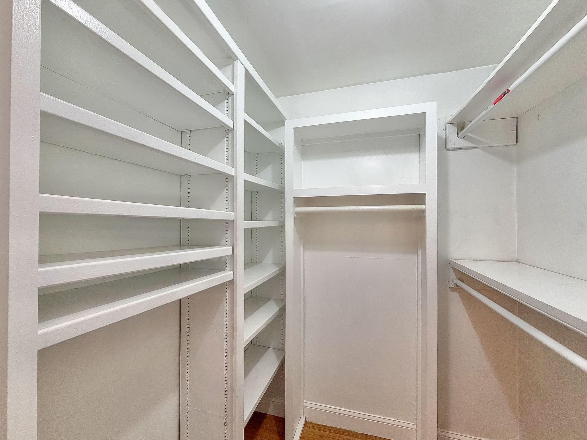 130 MADISON ST Unit: 1B