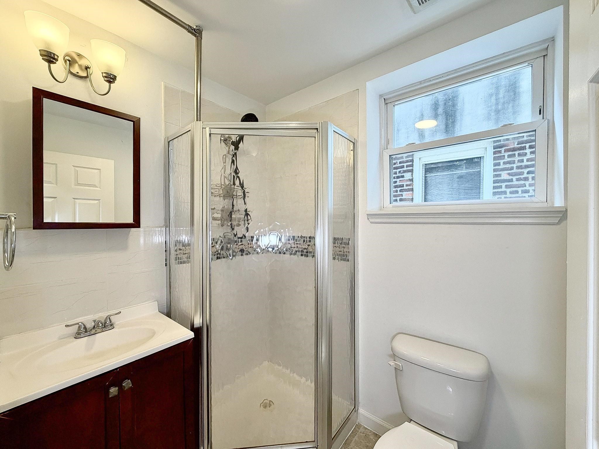 236 VAN HORNE ST Unit: 3B