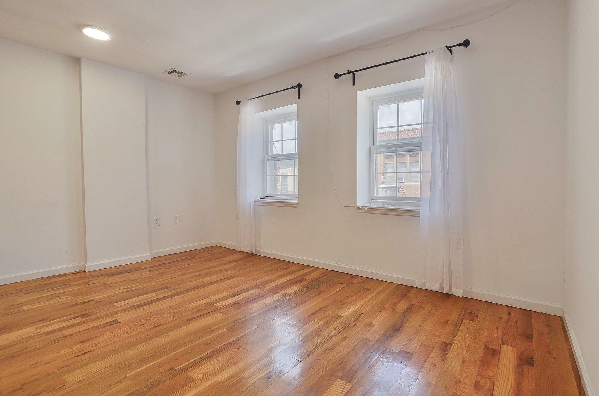 236 VAN HORNE ST Unit: 3B