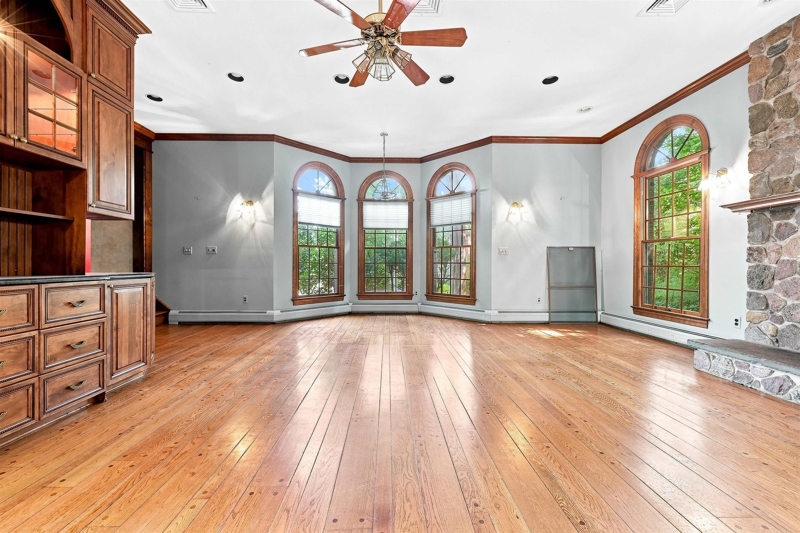 41 CREST RD