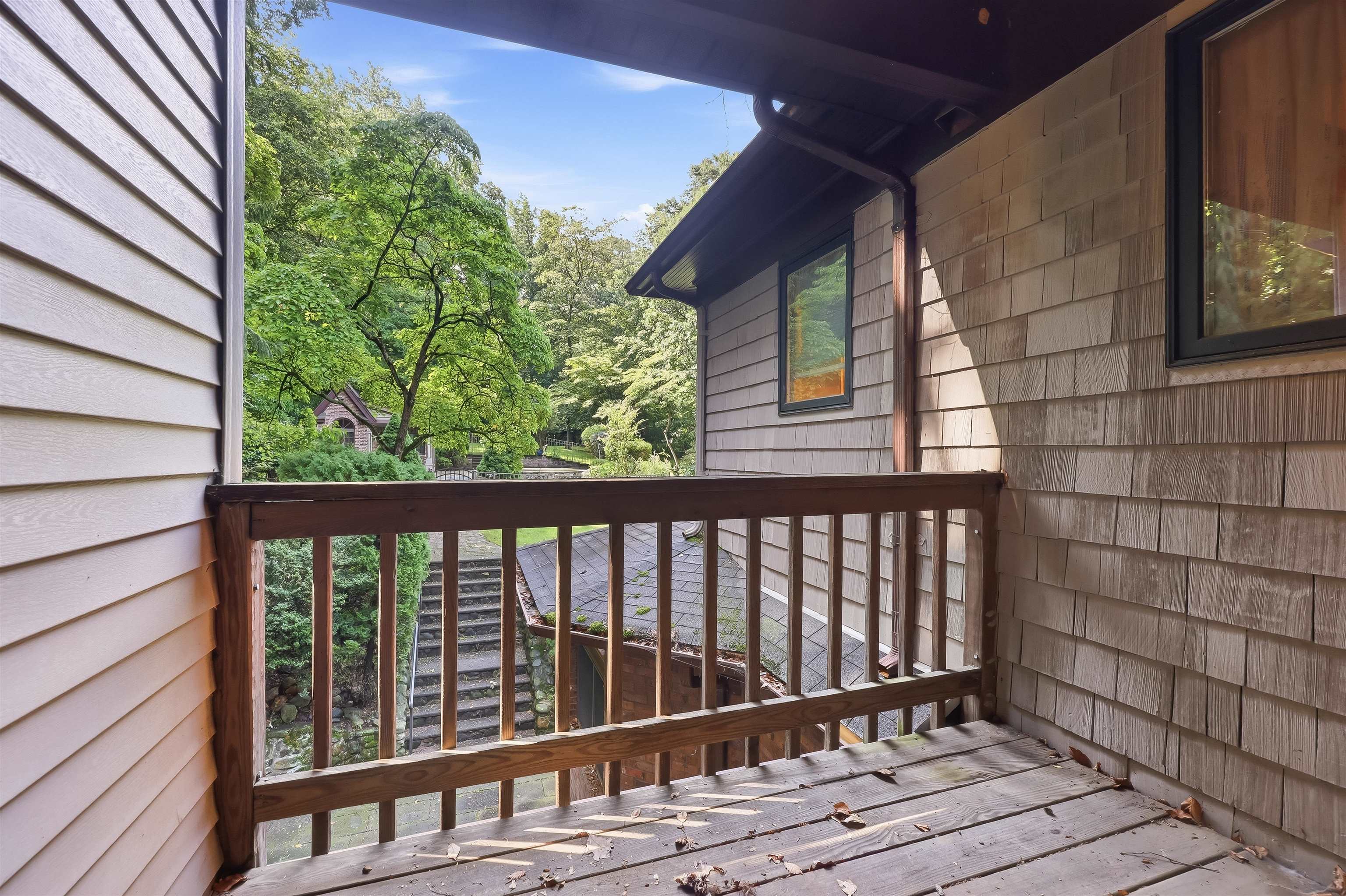 41 CREST RD