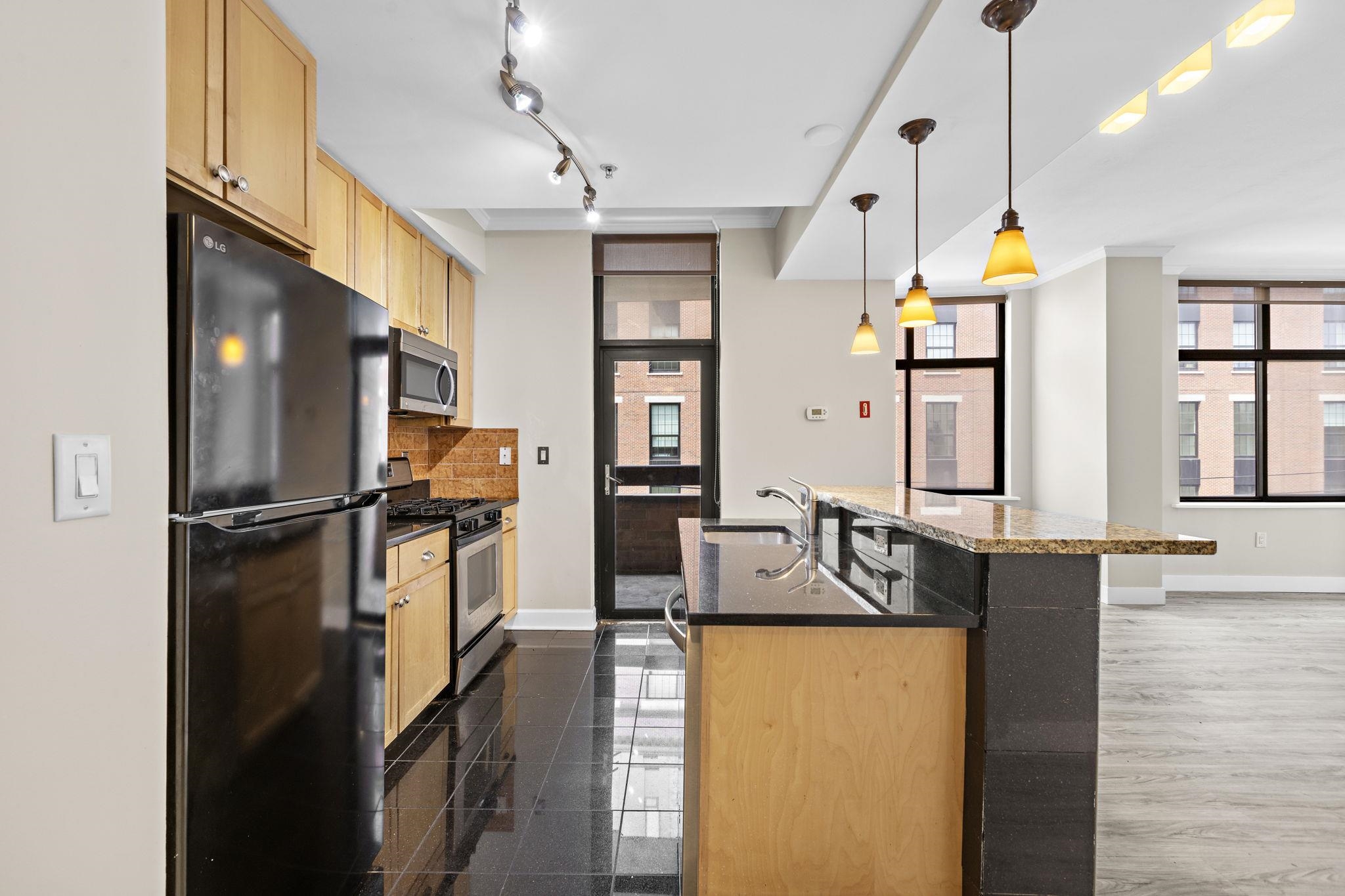 610 NEWARK ST Unit: 4E