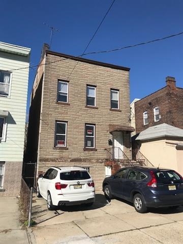 12 VAN REIPEN AVE Unit: 2