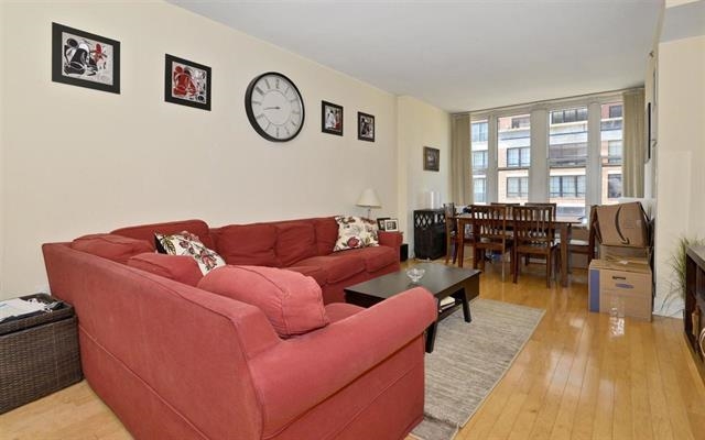 1125 MAXWELL LANE Unit: 404