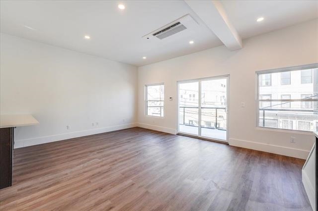 47 GRAHAM ST Unit: 2