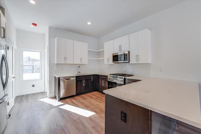 47 GRAHAM ST Unit: 2