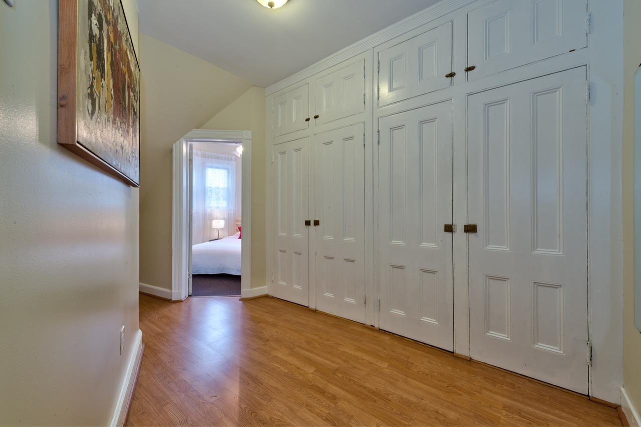 62 BOORAEM AVE Unit: 3