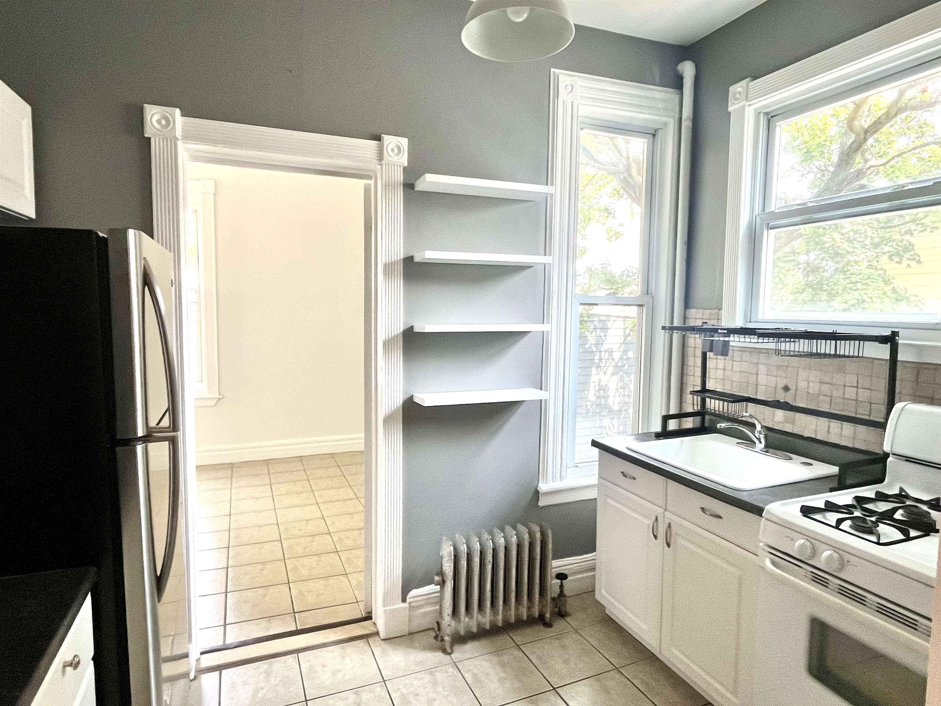 62 BOORAEM AVE Unit: 2