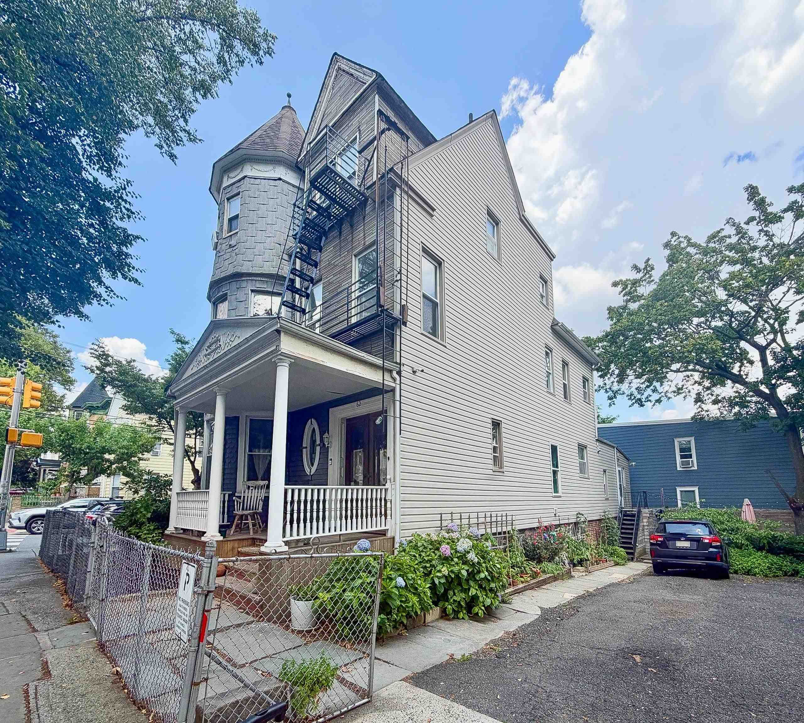 62 BOORAEM AVE Unit: 2