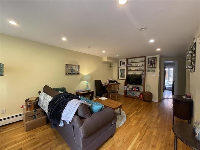 522 MANILA AVE Unit: G
