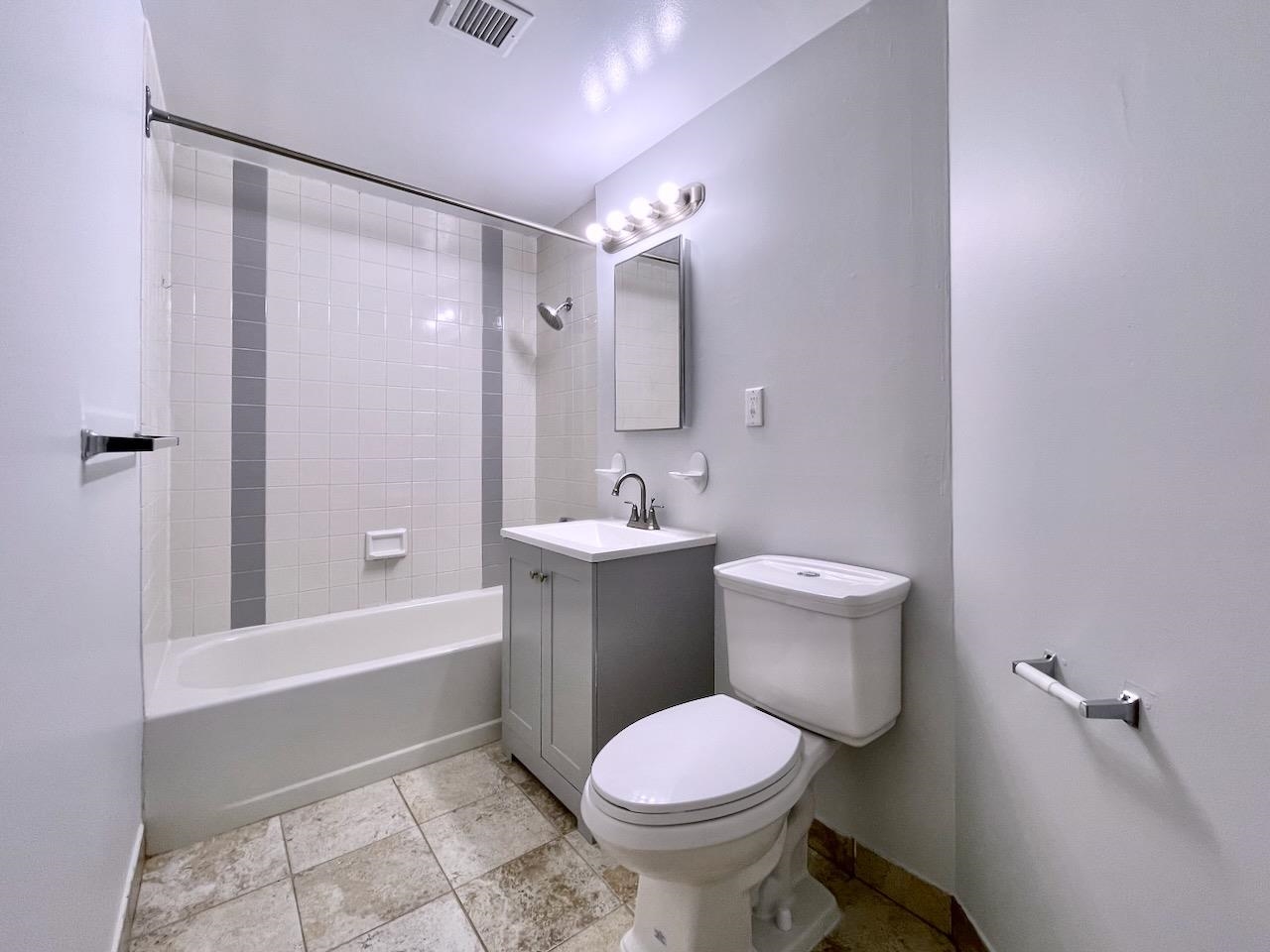 43-49 VAN WAGENEN AVE Unit: 3B