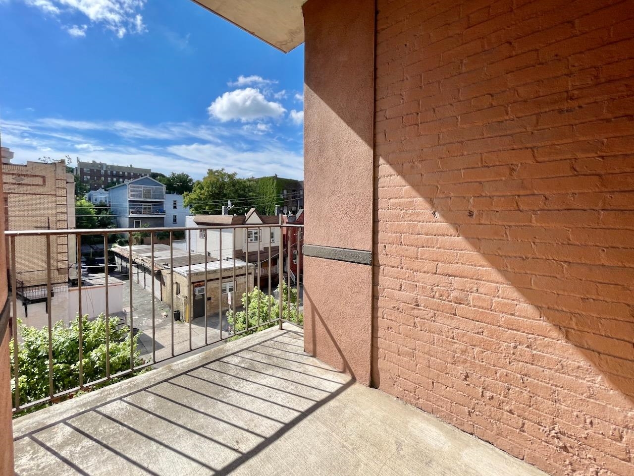 43-49 VAN WAGENEN AVE Unit: 3B