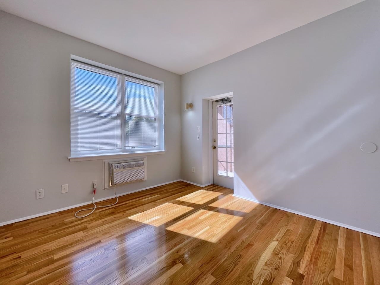 43-49 VAN WAGENEN AVE Unit: 3B