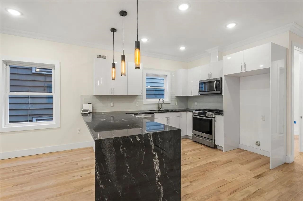 379 EGE AVE Unit: 2