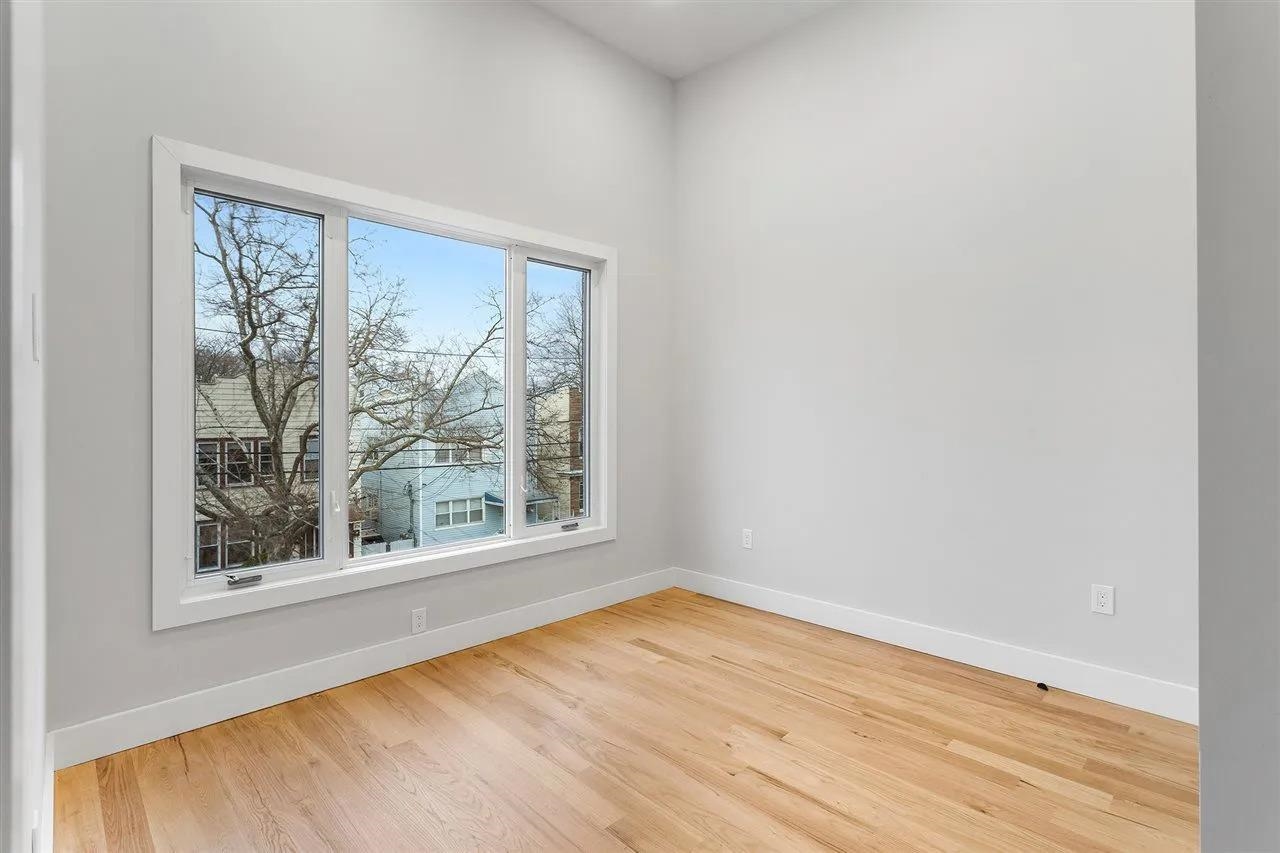 379 EGE AVE Unit: 2