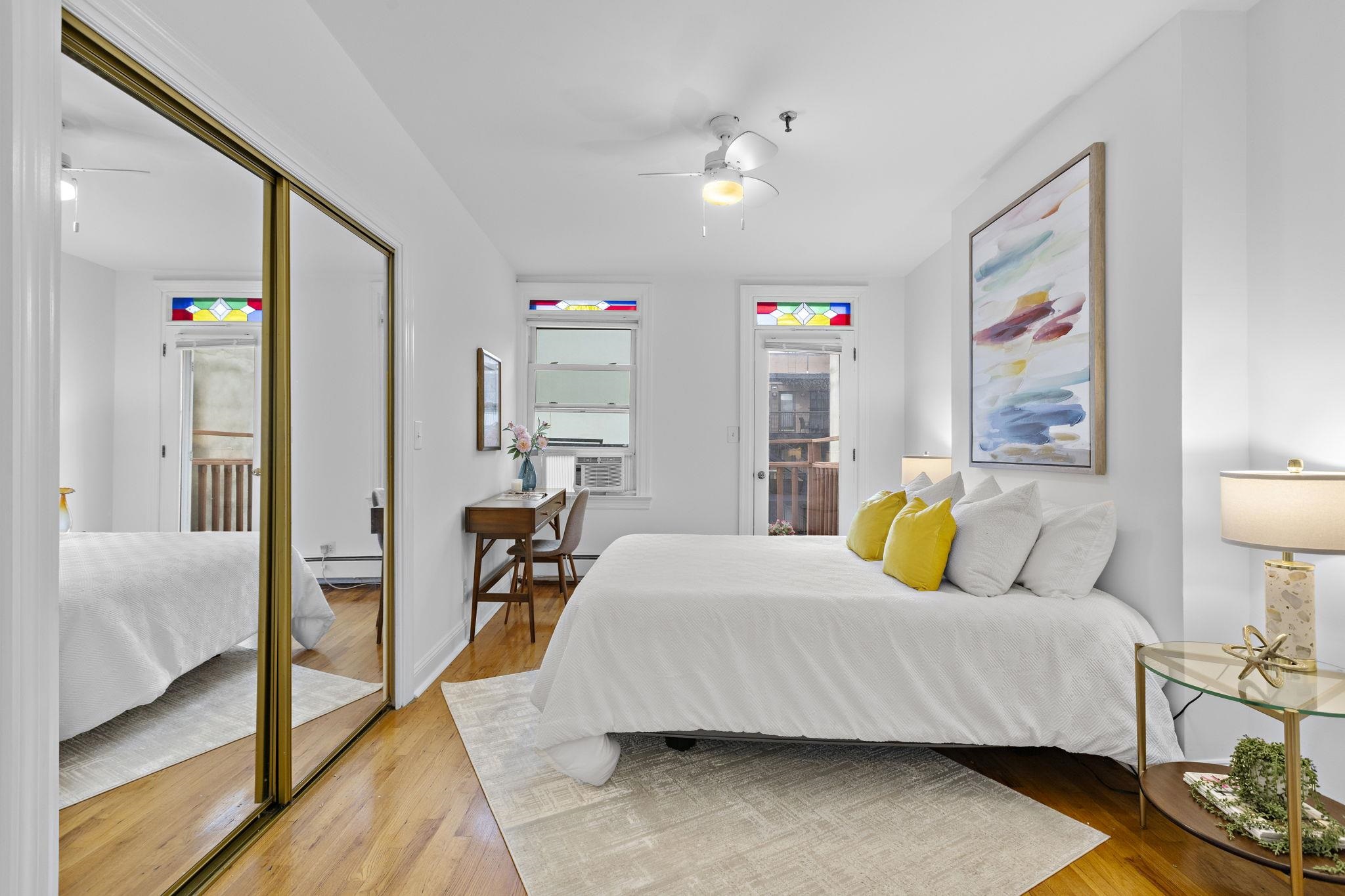 204 WILLOW AVE Unit: 4R