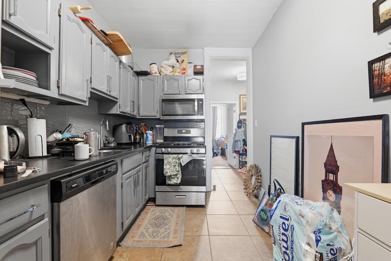 114 WASHINGTON ST Unit: 7