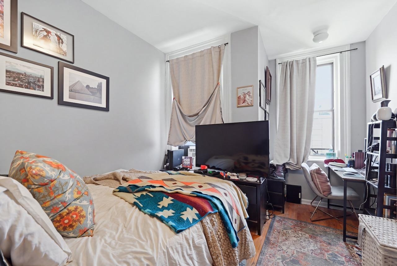 114 WASHINGTON ST Unit: 7