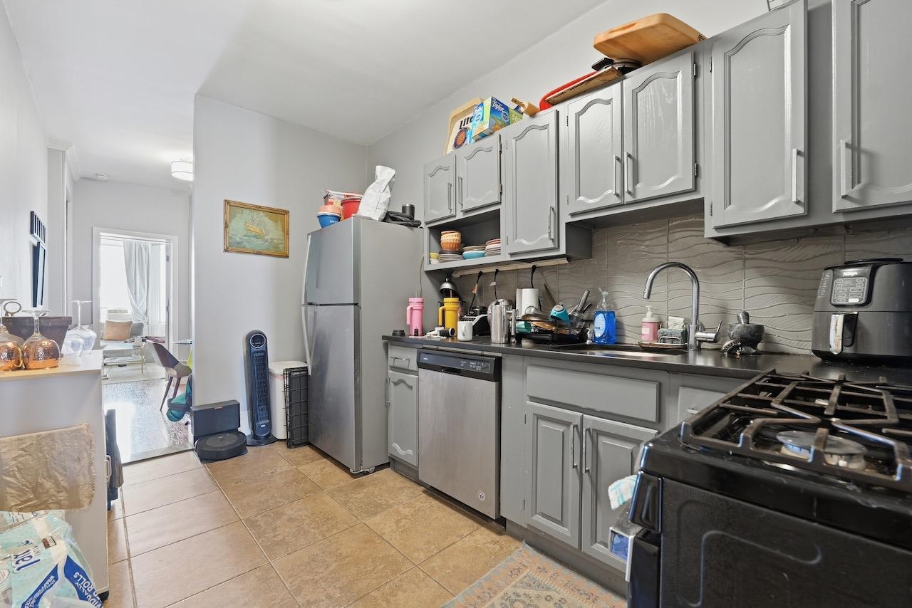 114 WASHINGTON ST Unit: 7