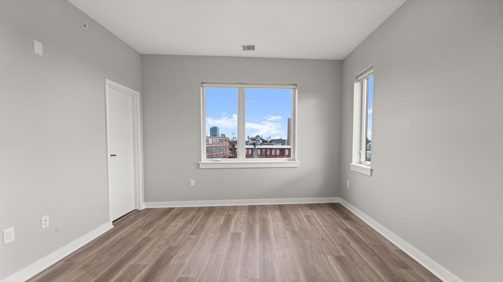 475 COMMUNIPAW AVE Unit: 504