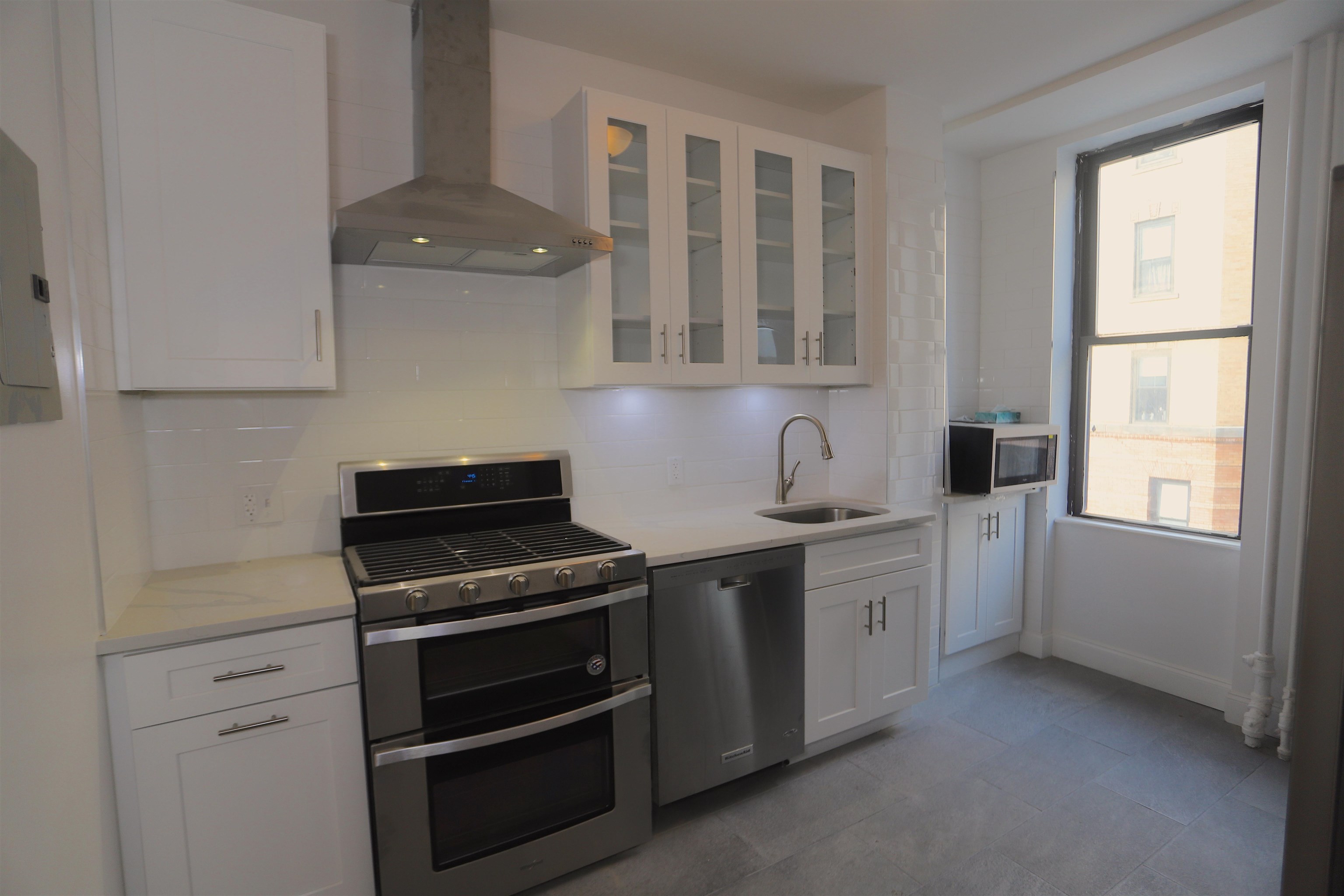 1131 WASHINGTON ST Unit: 2
