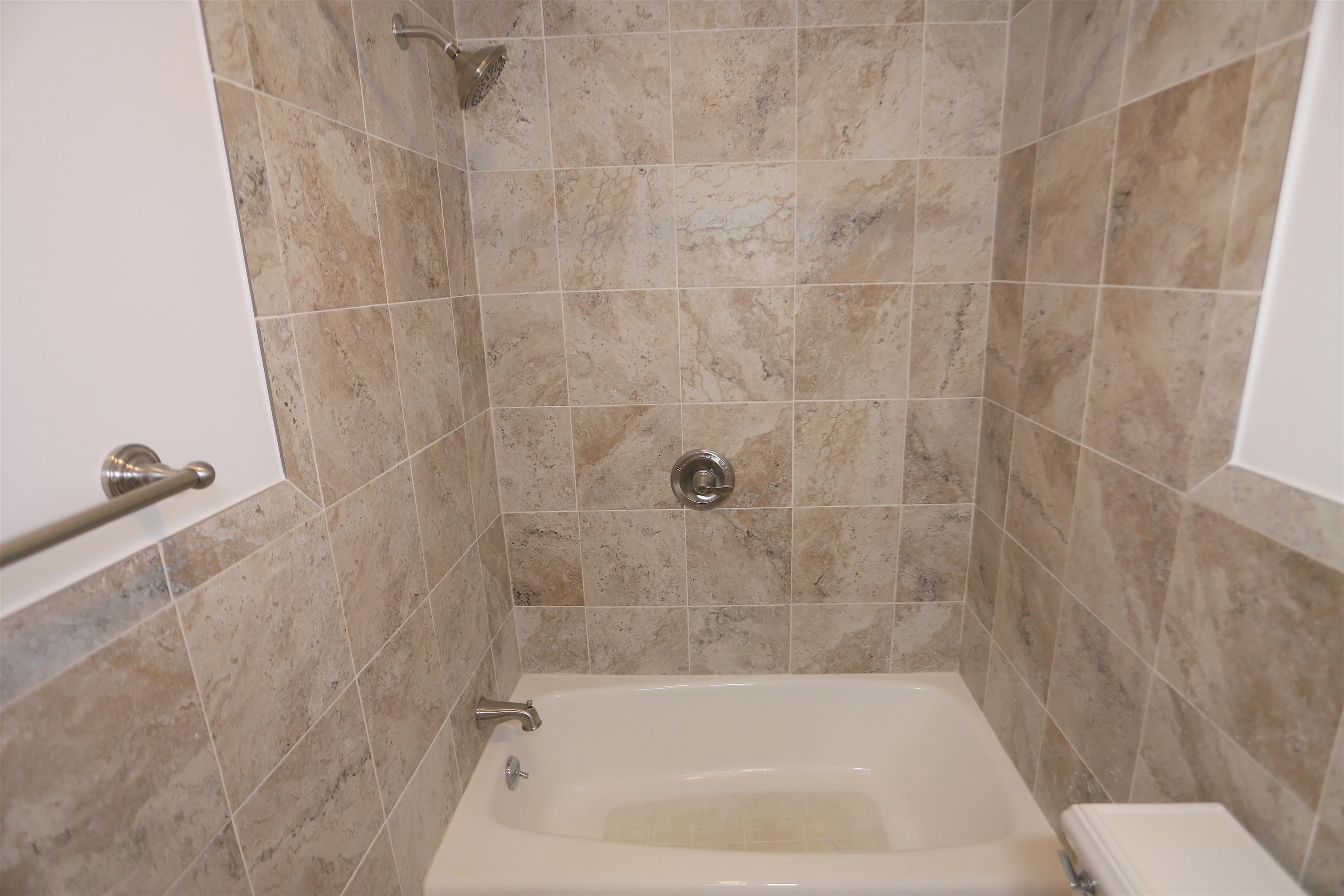 1131 WASHINGTON ST Unit: 2