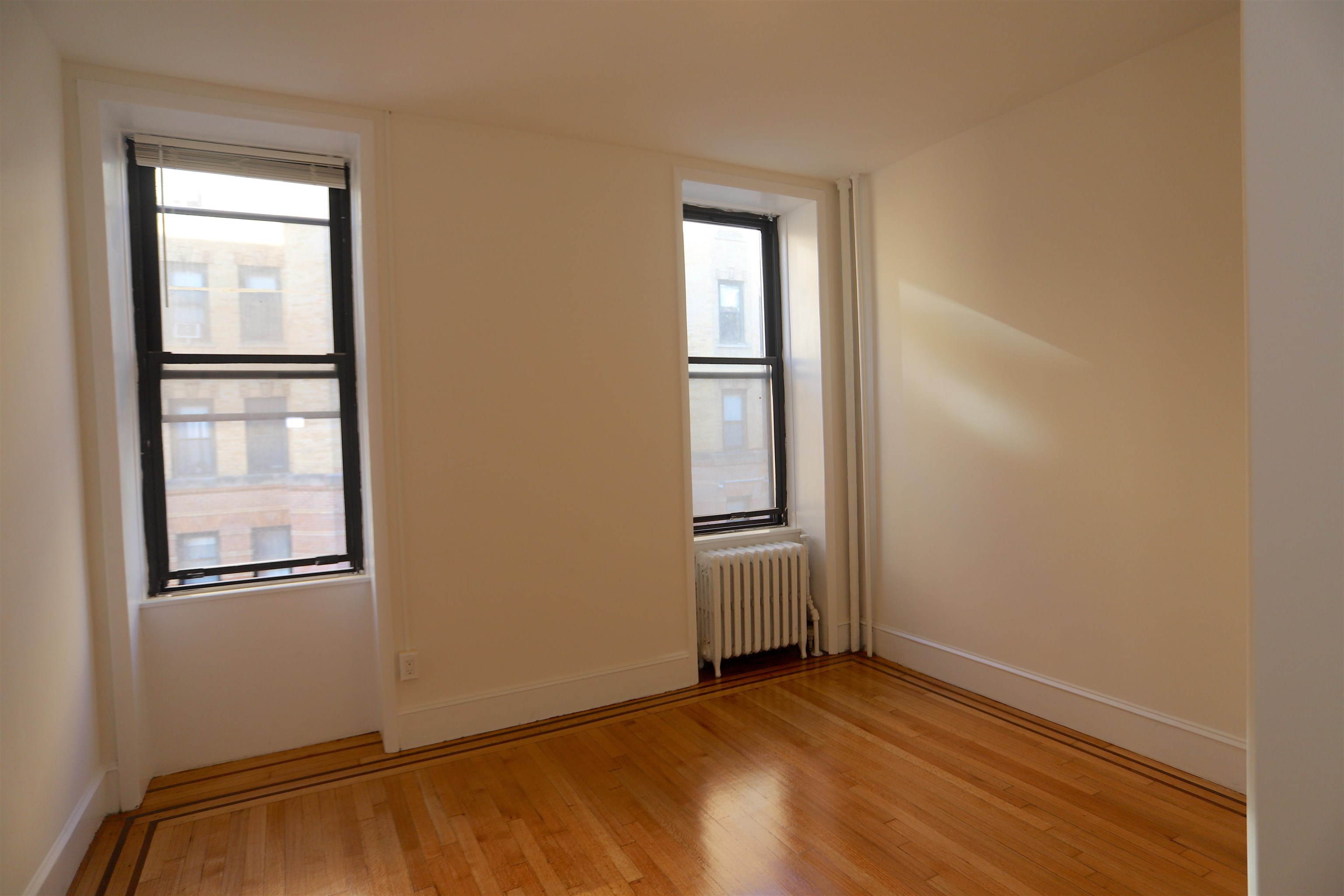 1131 WASHINGTON ST Unit: 2