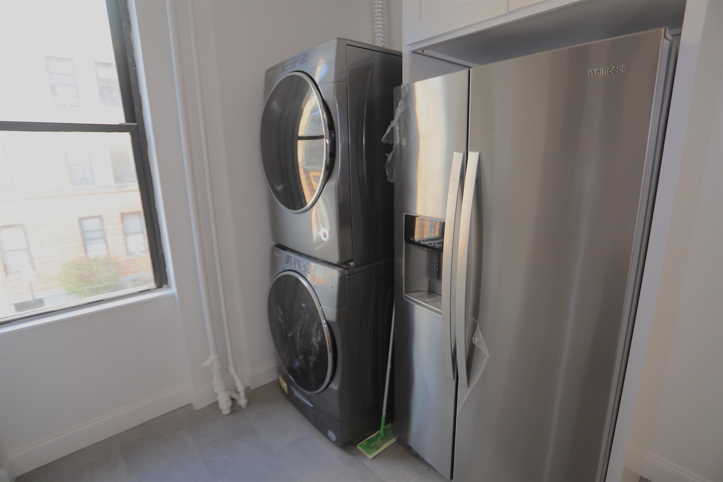 1131 WASHINGTON ST Unit: 2