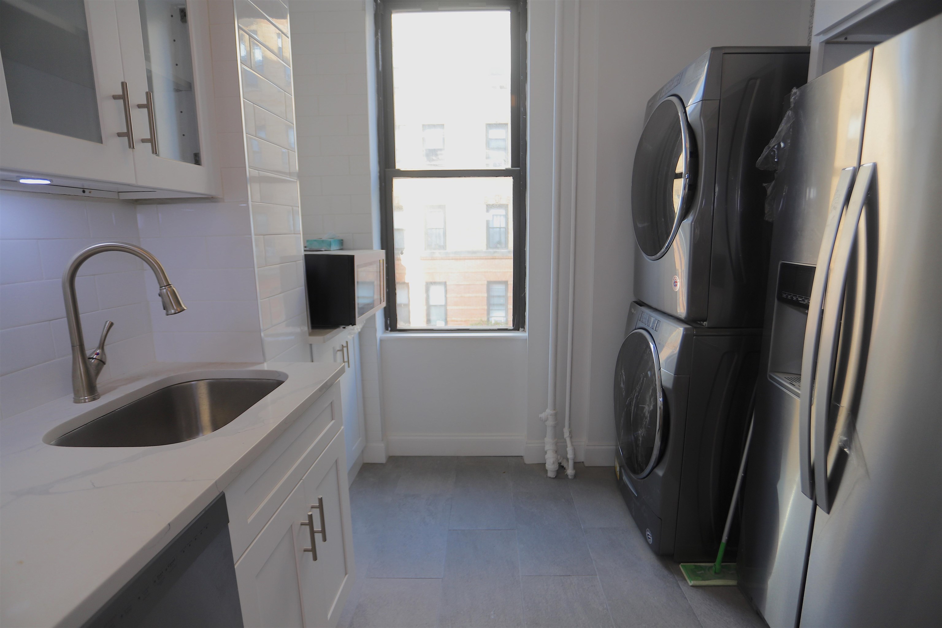 1131 WASHINGTON ST Unit: 2