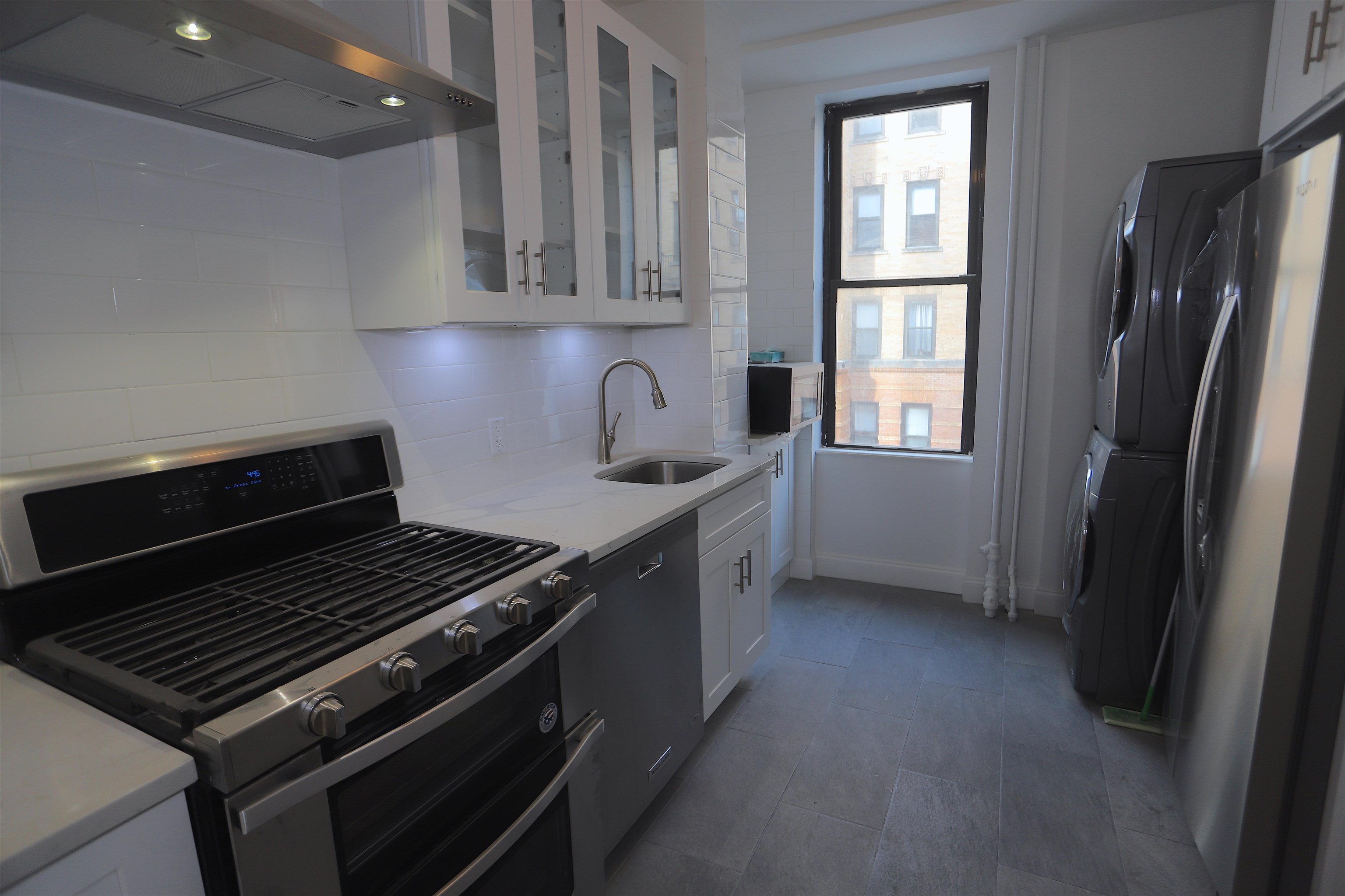 1131 WASHINGTON ST Unit: 2