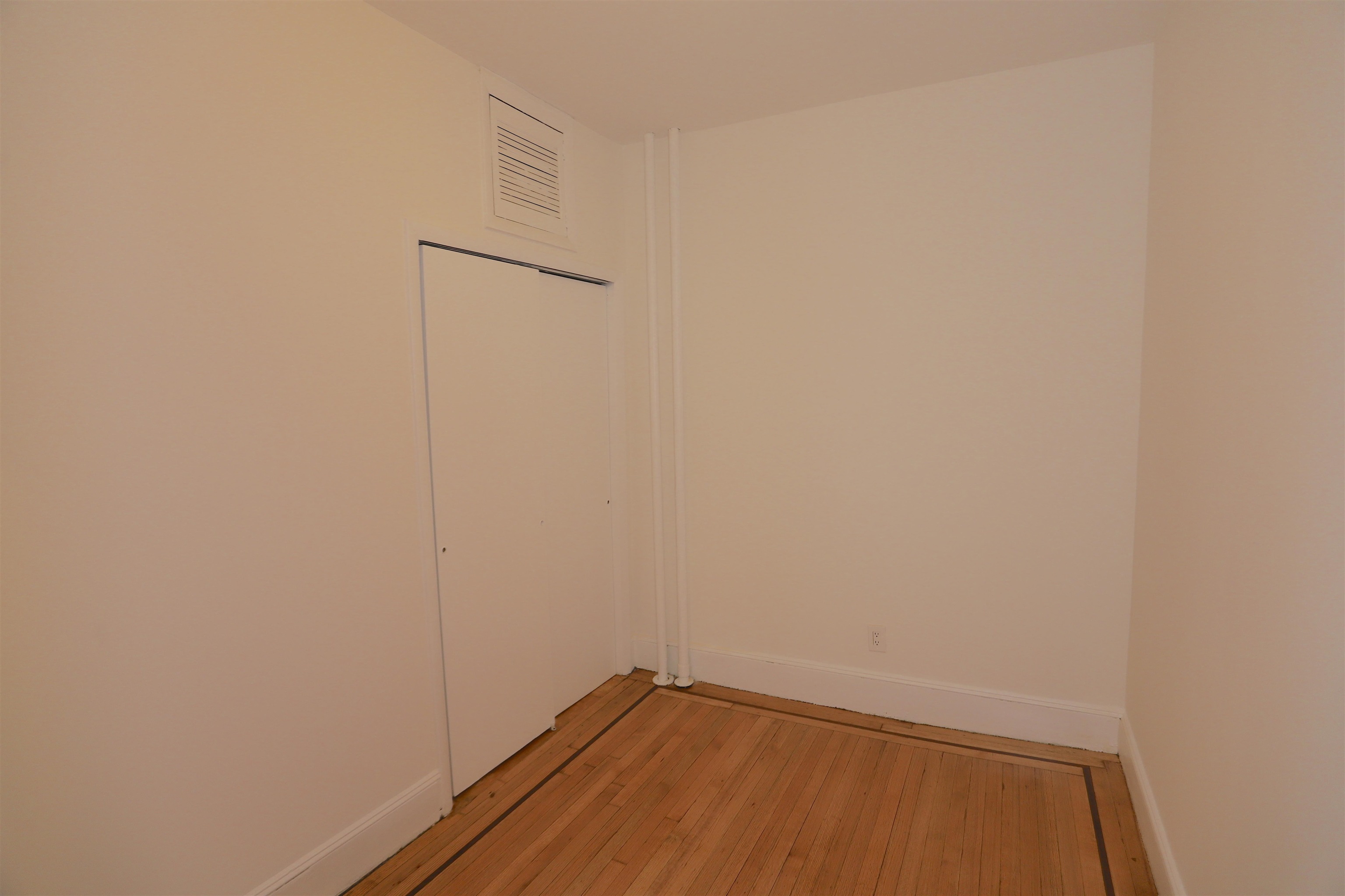 1131 WASHINGTON ST Unit: 2