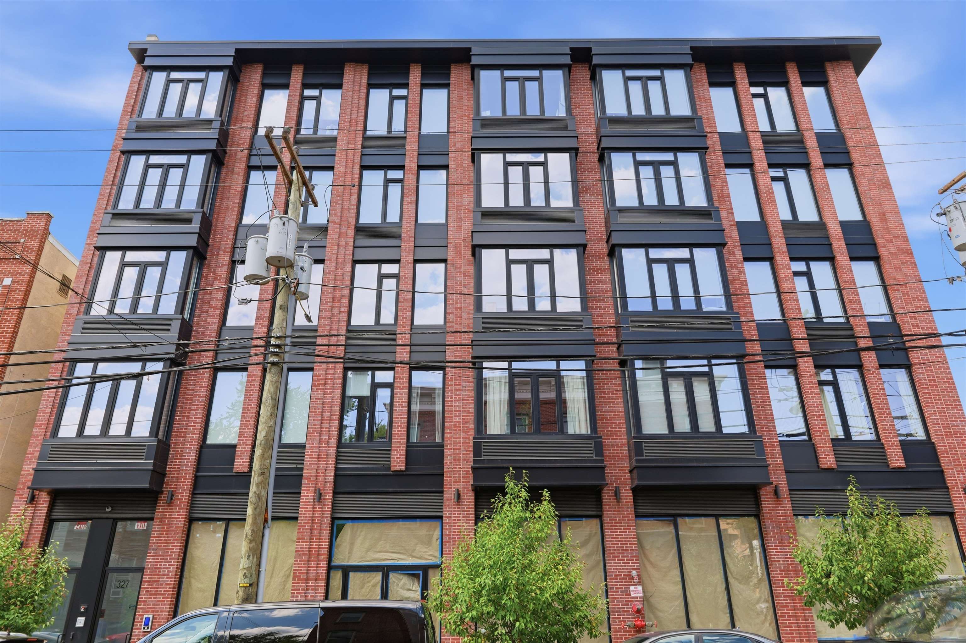327 COMMUNIPAW AVE Unit: 301
