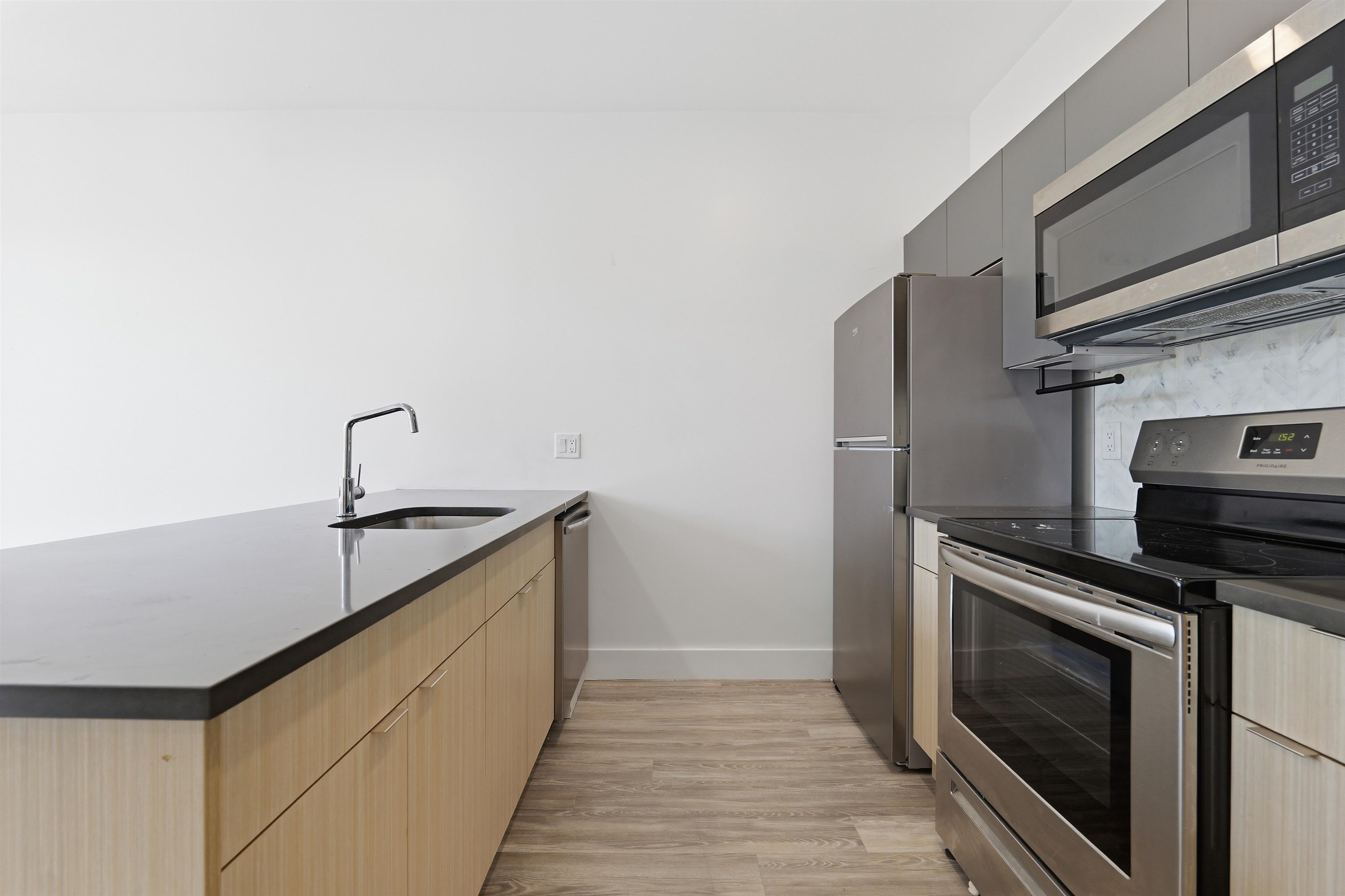 327 COMMUNIPAW AVE Unit: 301