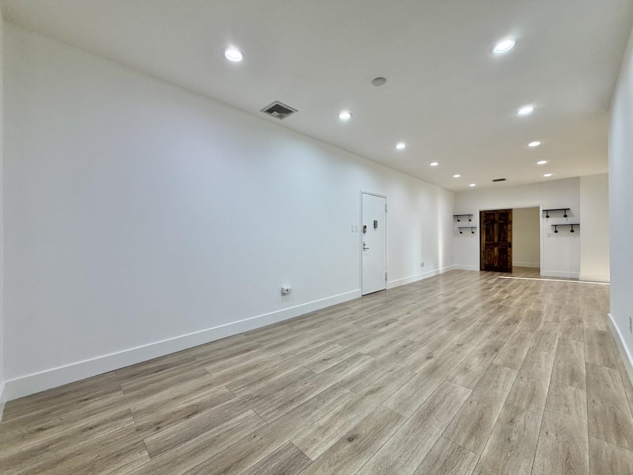 75 LIBERTY AVE Unit: D11
