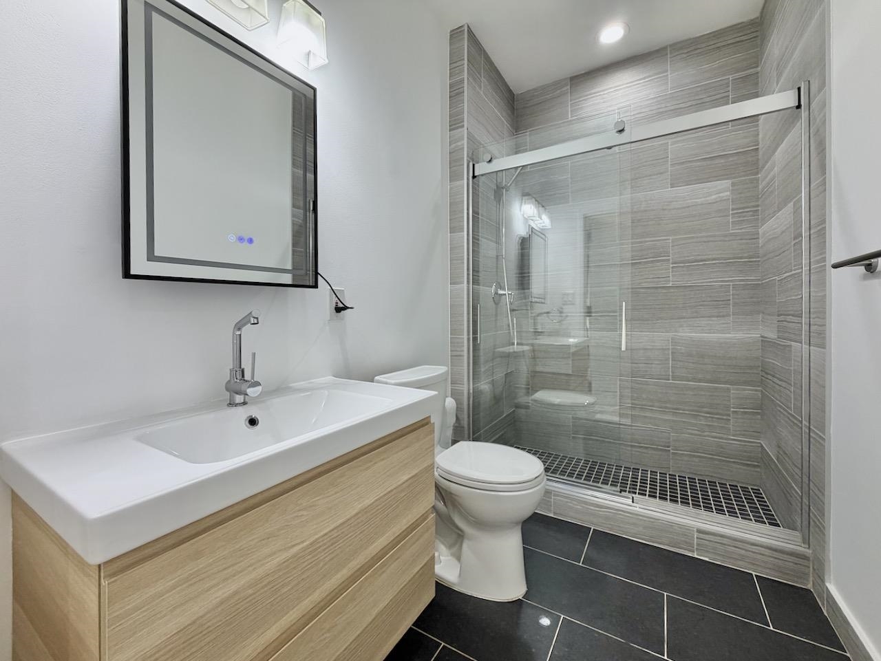 75 LIBERTY AVE Unit: D11