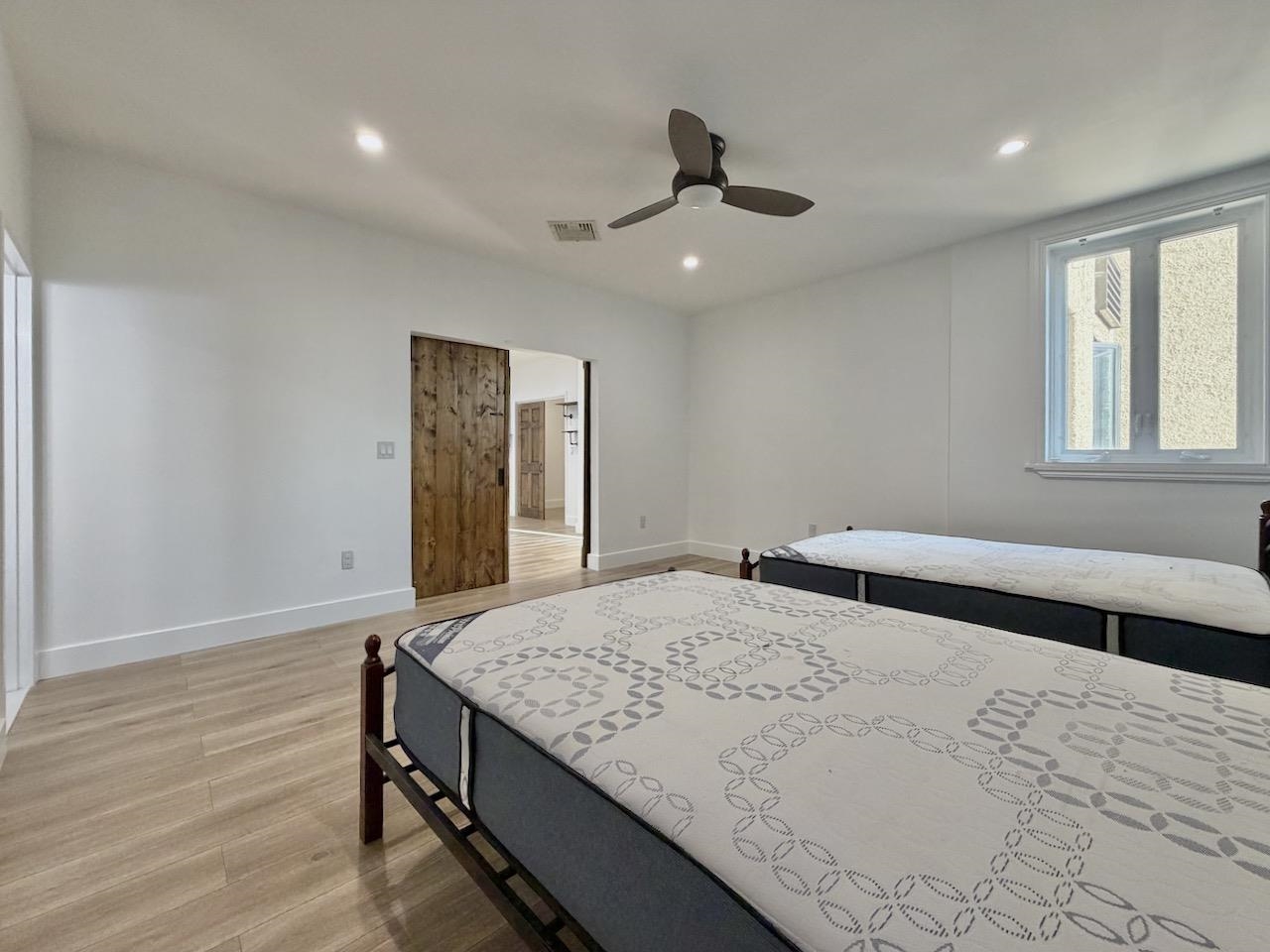 75 LIBERTY AVE Unit: D11
