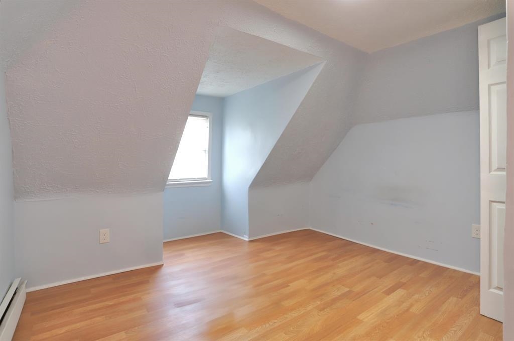 5 SALTER PL Unit: 1