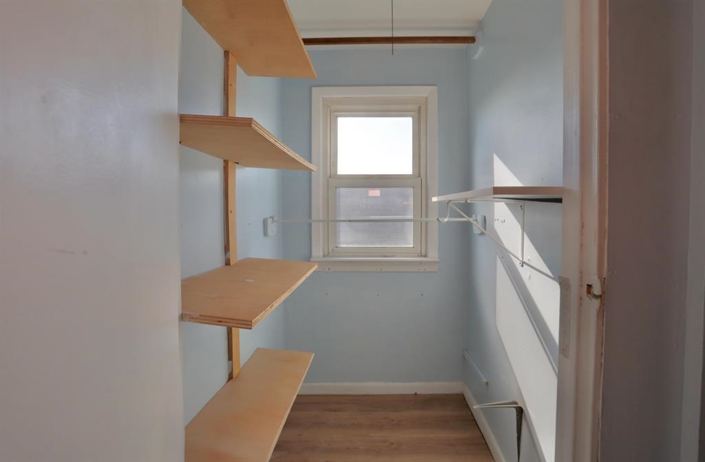 5 SALTER PL Unit: 1