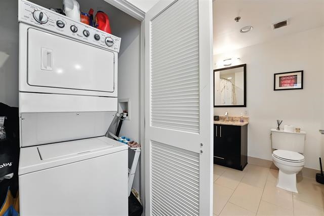 1100 MAXWELL LANE Unit: 622