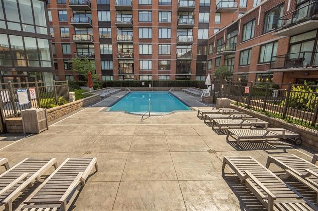 1100 MAXWELL LANE Unit: 622