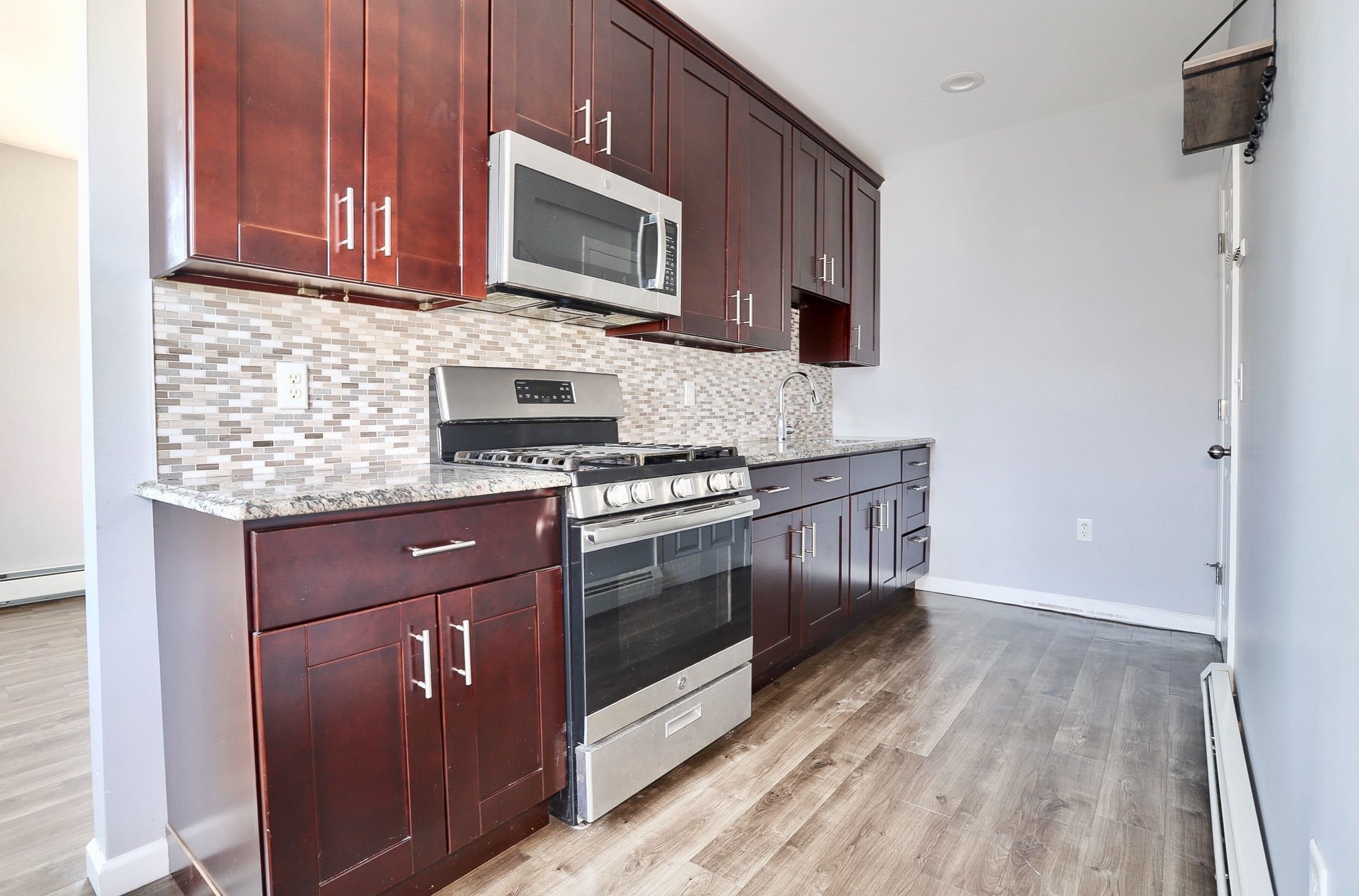 229 71ST ST Unit: 2R