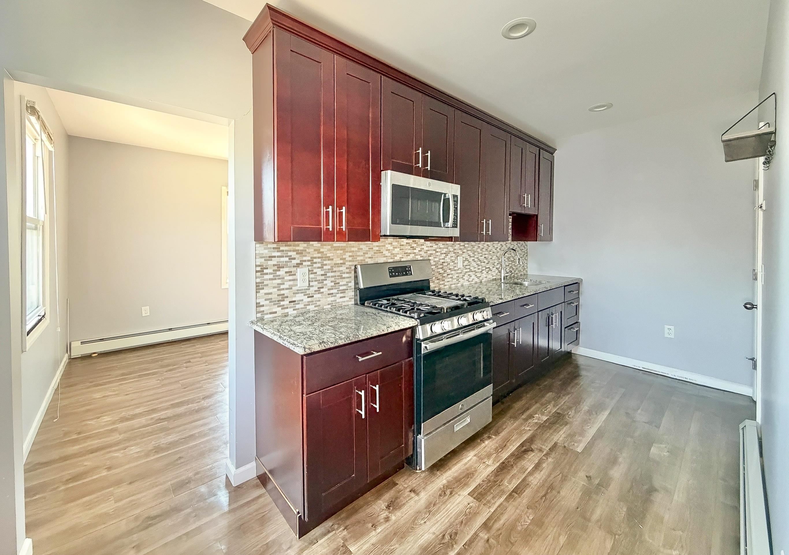 229 71ST ST Unit: 2R