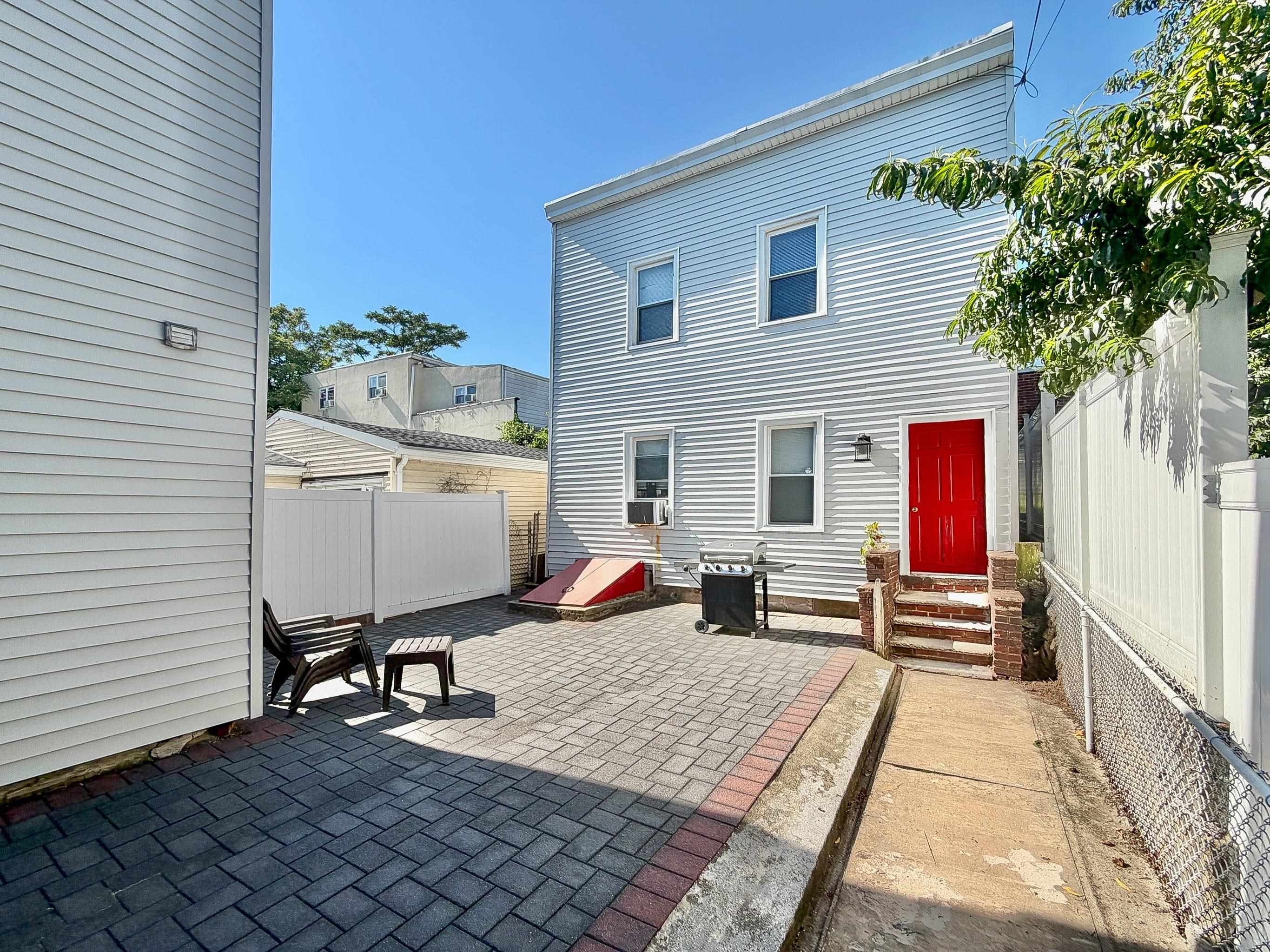 229 71ST ST Unit: 2R