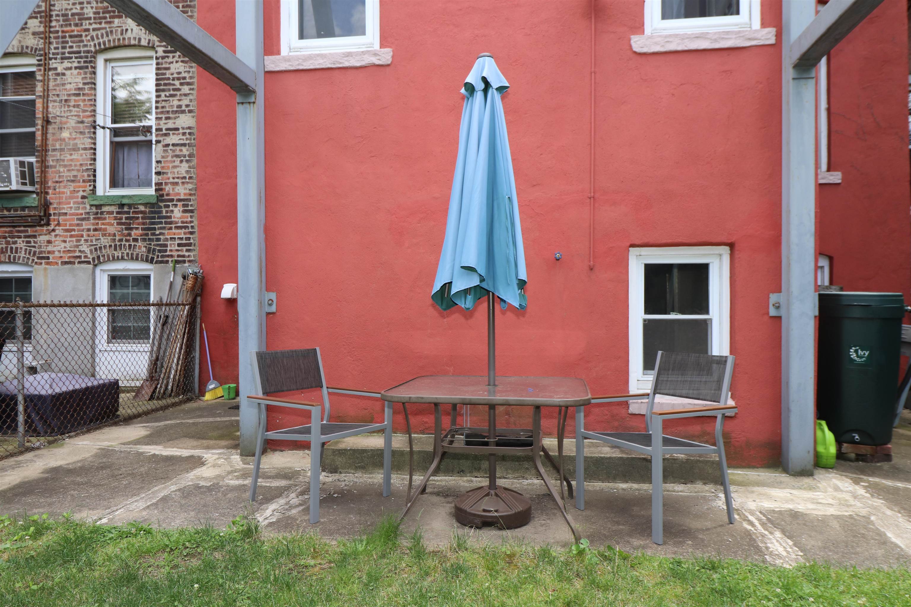 348 7TH ST Unit: 6 (3R)